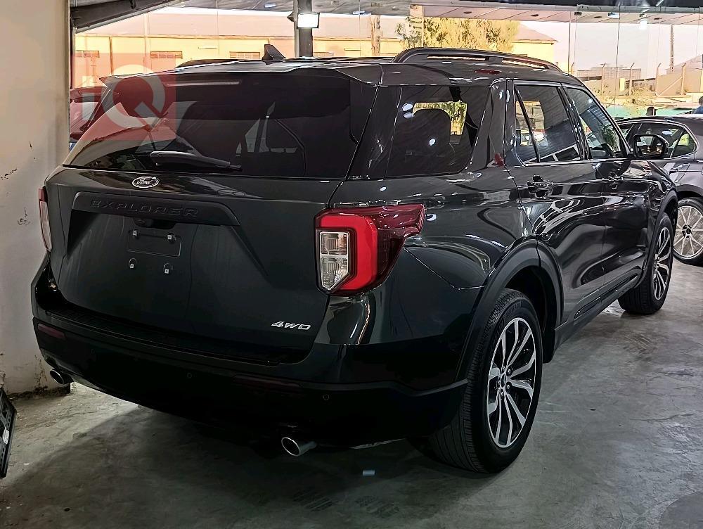 Ford Explorer